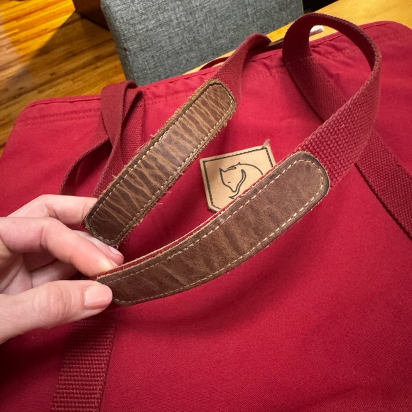 Fjällräven Totepack 4 Tall - Picture 3 of 12